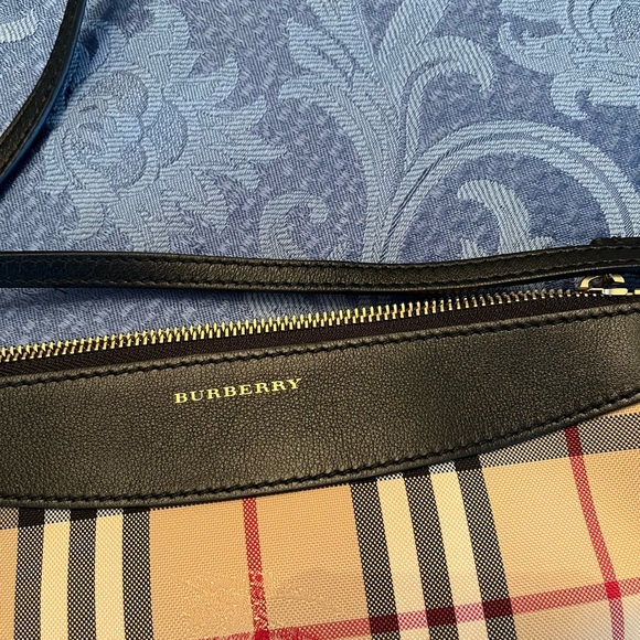 Burberry Bag New with Tags - Picture 2 of 4